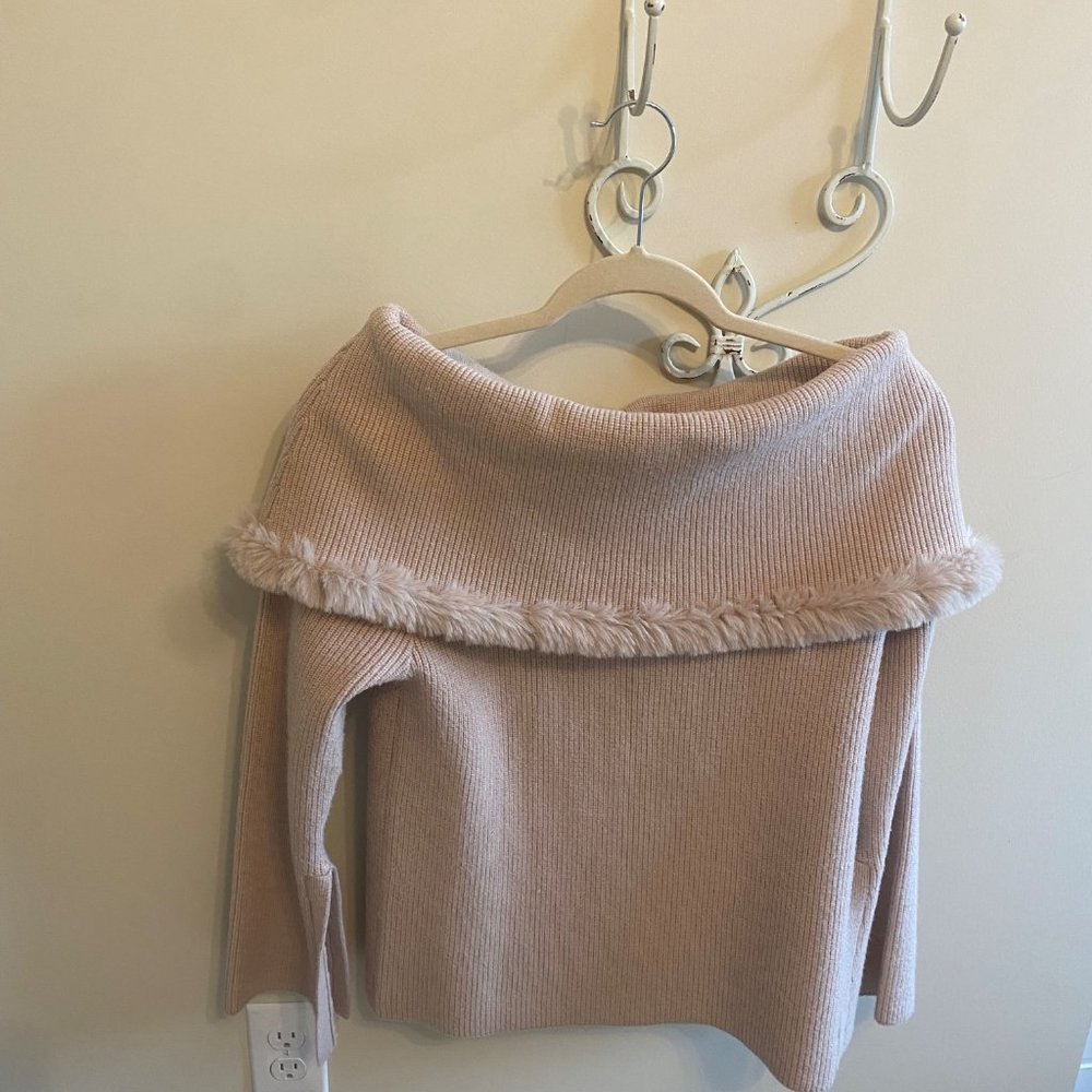 Sweater - Picture 3 of 4